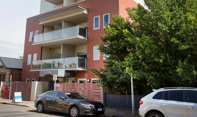 Hume Serviced Apartments Exterior