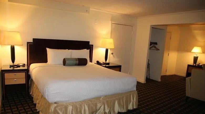 <b>Bedford Plaza Hotel Room</b>. Images powered by <a href="https://www.leonardoworldwide.com/" title="Leonardo Worldwide" target="_blank">Leonardo</a>.