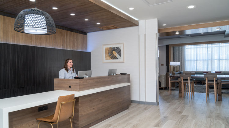 Staybridge Suites Flowood–NW Jackson Lobby