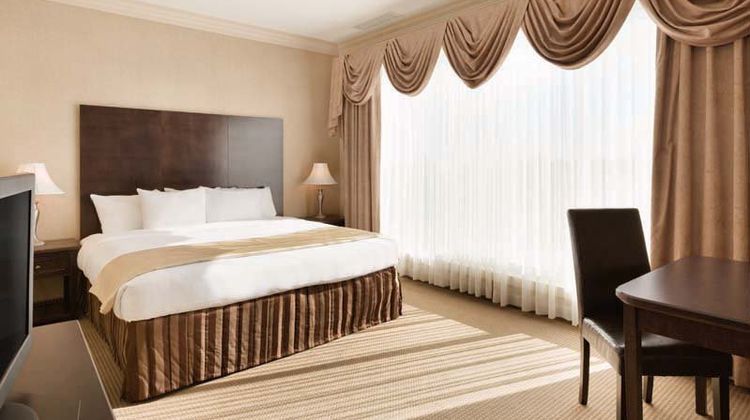 Border Inn & Suites Room