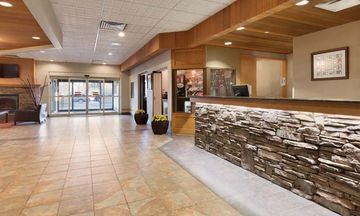 Border Inn & Suites