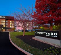 Courtyard by Marriott Cincinnati Airport Exterior