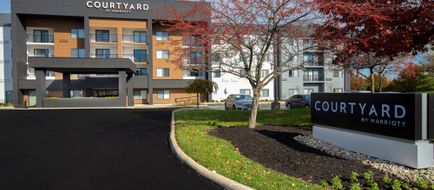 Courtyard by Marriott Cincinnati Airport Exterior