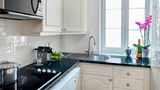 <b>Grand Residences by Marriott - Mayfair Suite</b>. Images powered by <a href="https://www.leonardoworldwide.com/" title="Leonardo Worldwide" target="_blank">Leonardo</a>.