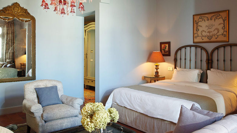 <b>Hotel Albergo Suite</b>. Images powered by <a href="https://www.leonardoworldwide.com/" title="Leonardo Worldwide" target="_blank">Leonardo</a>.