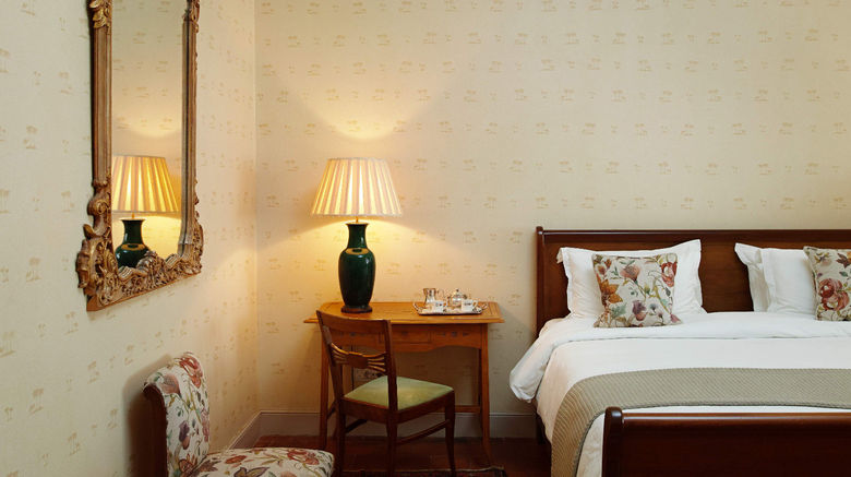 <b>Hotel Albergo Suite</b>. Images powered by <a href="https://www.leonardoworldwide.com/" title="Leonardo Worldwide" target="_blank">Leonardo</a>.