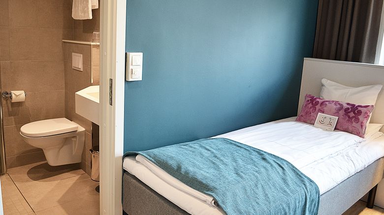 <b>Scandic Central Elverum Room</b>. Images powered by <a href="https://www.leonardoworldwide.com/" title="Leonardo Worldwide" target="_blank">Leonardo</a>.