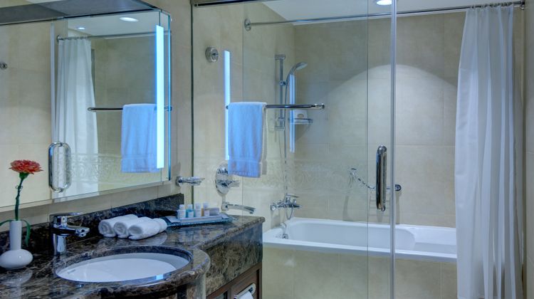 Crowne Plaza Madinah Room
