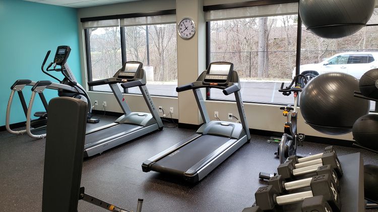 avid hotel Salem Health Club