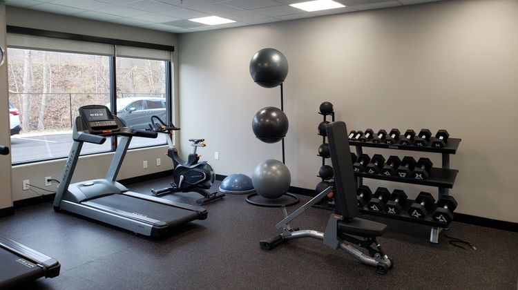 avid hotel Salem Health Club