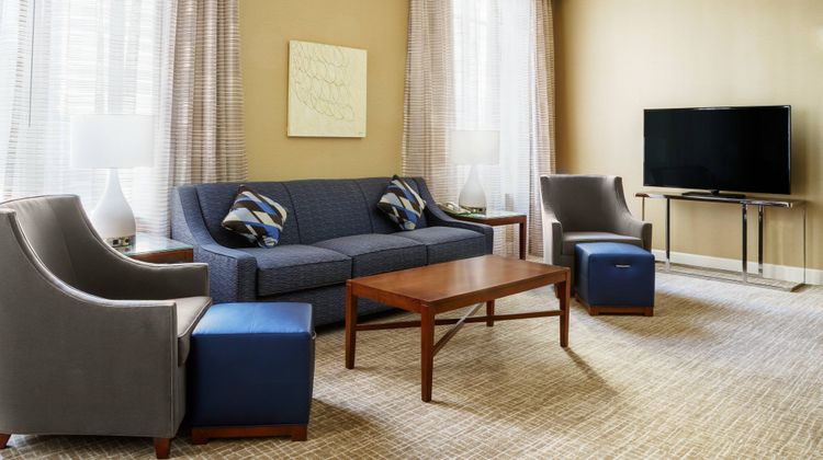 Courtyard Houston Downtown Convention Suite