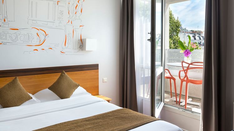 Citadines Montmartre Paris Room