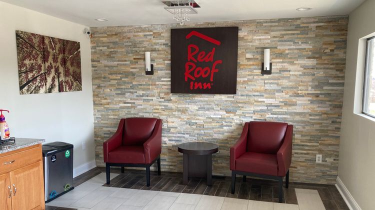 Red Roof Inn Walton - Richwood Lobby
