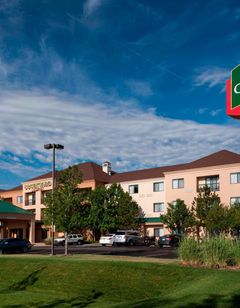 Courtyard Wichita East