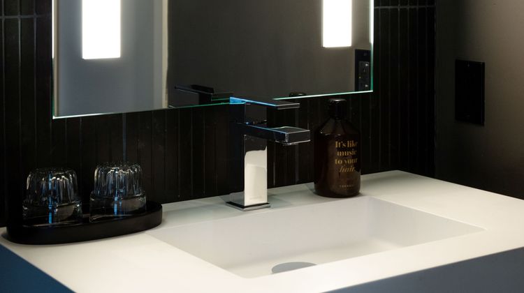 Uma House by Yurbban Room