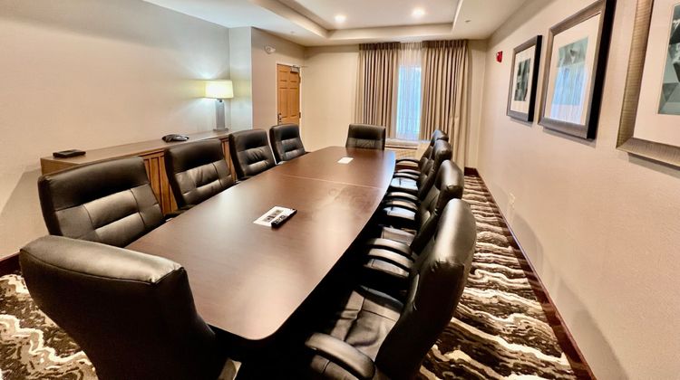 Staybridge Suites Meeting