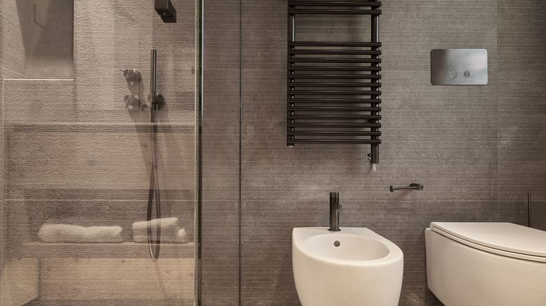 <b>De Len Hotel Suite</b>. Images powered by <a href="https://www.leonardoworldwide.com/" title="Leonardo Worldwide" target="_blank">Leonardo</a>.