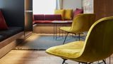 De Len Hotel Meeting