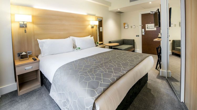 Holiday Inn London - Kensington Room