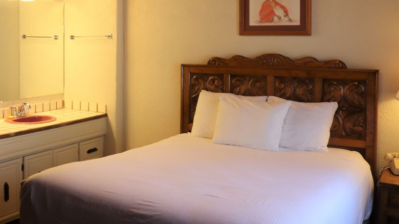 <b>Sagebrush Inn & Conference Center Suite</b>. Images powered by <a href="https://www.leonardoworldwide.com/" title="Leonardo Worldwide" target="_blank">Leonardo</a>.