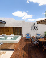 Diez Diez Collection