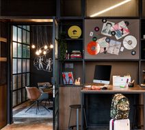 Moxy Glasgow SEC Lobby
