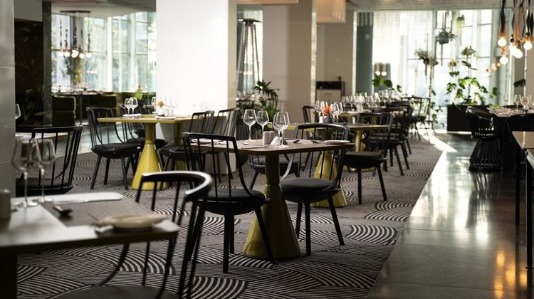 The Capital 15 on Orange Hotel Restaurant