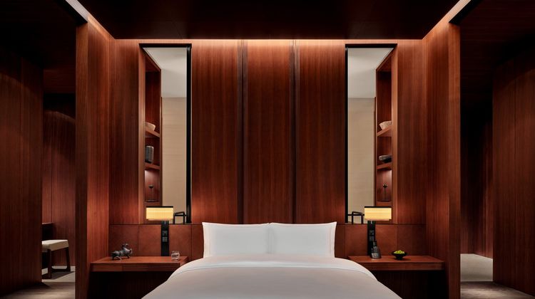 The PuShang Hotel and Spa Suite