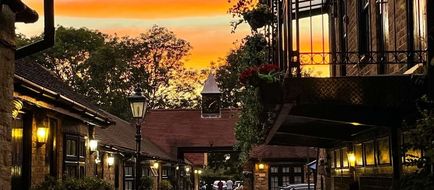 Christopher Hotel Exterior