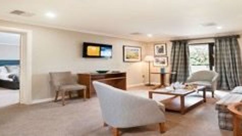 <b>Parkway Hotel Room</b>. Images powered by <a href="https://www.leonardoworldwide.com/" title="Leonardo Worldwide" target="_blank">Leonardo</a>.