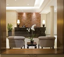 Metropolitan Boutique Hotel Lobby