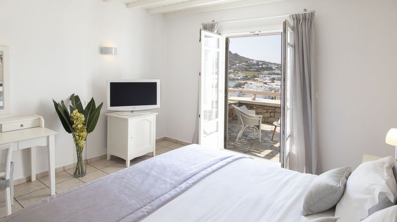 <b>Deliades Hotel Room</b>. Images powered by <a href="https://www.leonardoworldwide.com/" title="Leonardo Worldwide" target="_blank">Leonardo</a>.