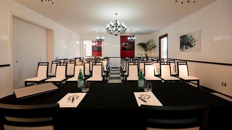 <b>Hotel Castle Meeting</b>. Images powered by <a href="https://www.leonardoworldwide.com/" title="Leonardo Worldwide" target="_blank">Leonardo</a>.