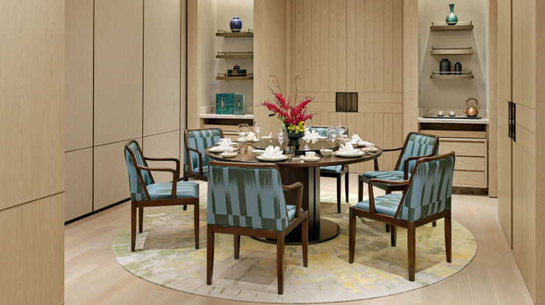 <b>Mandarin Oriental, Shenzhen Room</b>. Images powered by <a href="https://www.leonardoworldwide.com/" title="Leonardo Worldwide" target="_blank">Leonardo</a>.