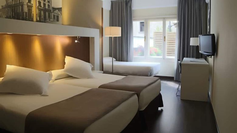 <b>Gran Hotel Espana Atiram Room</b>. Images powered by <a href="https://www.leonardoworldwide.com/" title="Leonardo Worldwide" target="_blank">Leonardo</a>.