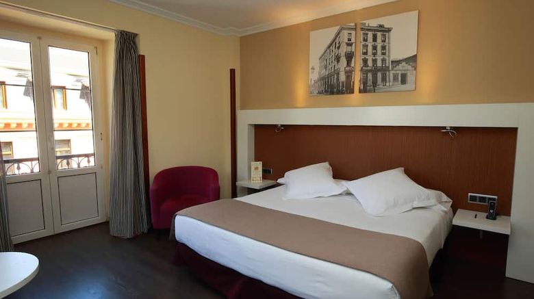 <b>Gran Hotel Espana Atiram Room</b>. Images powered by <a href="https://www.leonardoworldwide.com/" title="Leonardo Worldwide" target="_blank">Leonardo</a>.