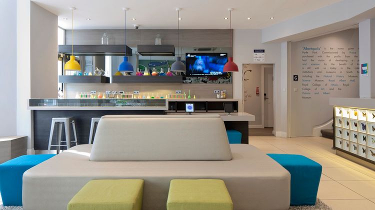 Heeton Concept Hotel London Kensington Lobby
