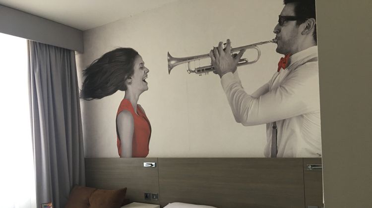 Heeton Concept Hotel London Kensington Room