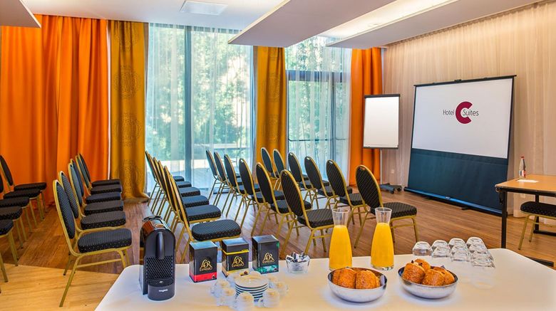 <b>Hotel C Suites Meeting</b>. Images powered by <a href="https://www.leonardoworldwide.com/" title="Leonardo Worldwide" target="_blank">Leonardo</a>.