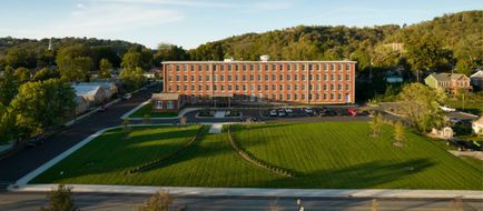 Fairfield Inn & Suites Eagle Cotton Mill Exterior