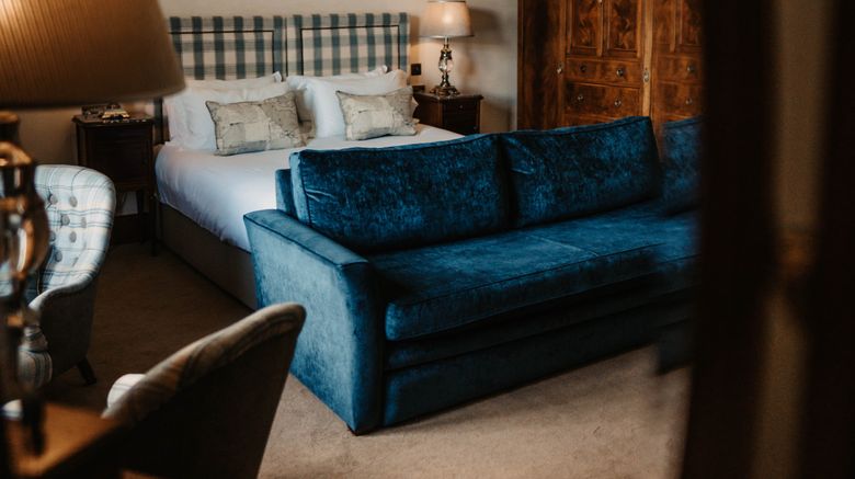 <b>Shieldaig Lodge Room</b>. Images powered by <a href="https://www.leonardoworldwide.com/" title="Leonardo Worldwide" target="_blank">Leonardo</a>.