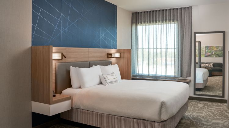 SpringHill Suites Winter Park Suite