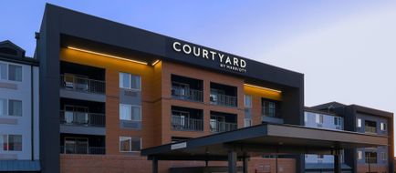 Courtyard by Marriott Portland SE Exterior