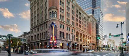 Philadelphia Marriott Downtown Exterior