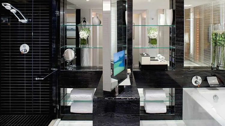 Mandarin Oriental, Hong Kong Room