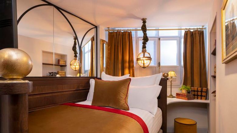<b>Maison Cardinal Furstemberg Room</b>. Images powered by <a href="https://www.leonardoworldwide.com/" title="Leonardo Worldwide" target="_blank">Leonardo</a>.