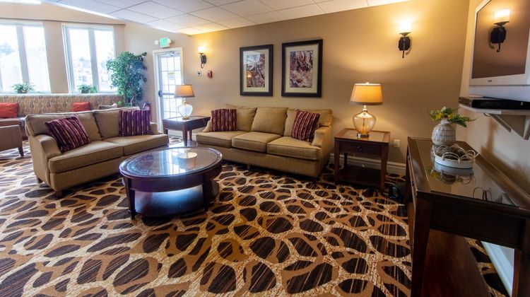 Holiday Inn Club Vacations Mt. Ascutney Lobby