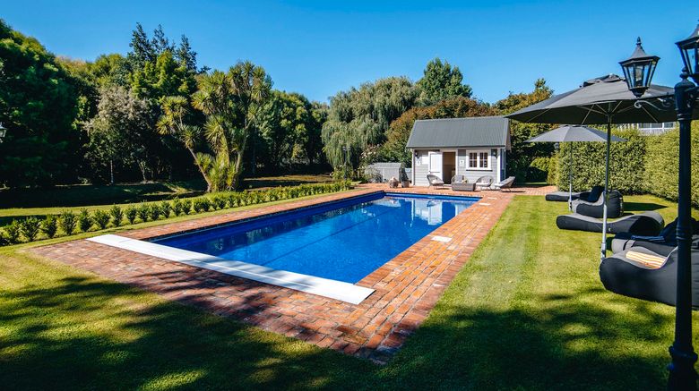 <b>The Marlborough Lodge Pool</b>. Images powered by <a href="https://www.leonardoworldwide.com/" title="Leonardo Worldwide" target="_blank">Leonardo</a>.