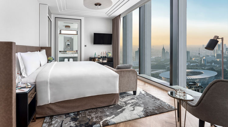 The Langham, Jakarta Room