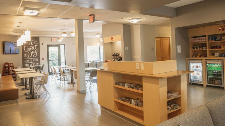TownePlace Suites Aberdeen Lobby